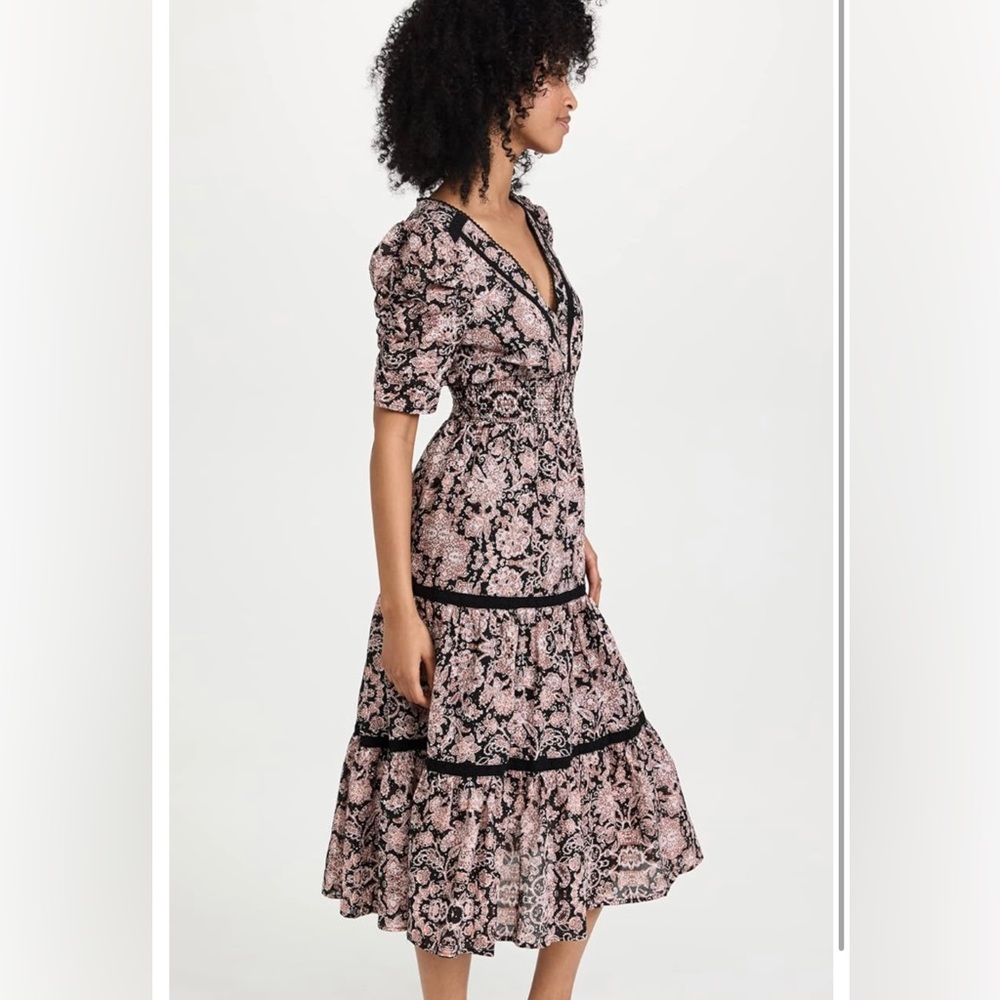 BB DAKOTA STEVE MADDEN DRESS brand new with tags. Never been worn. Cutest dress!
